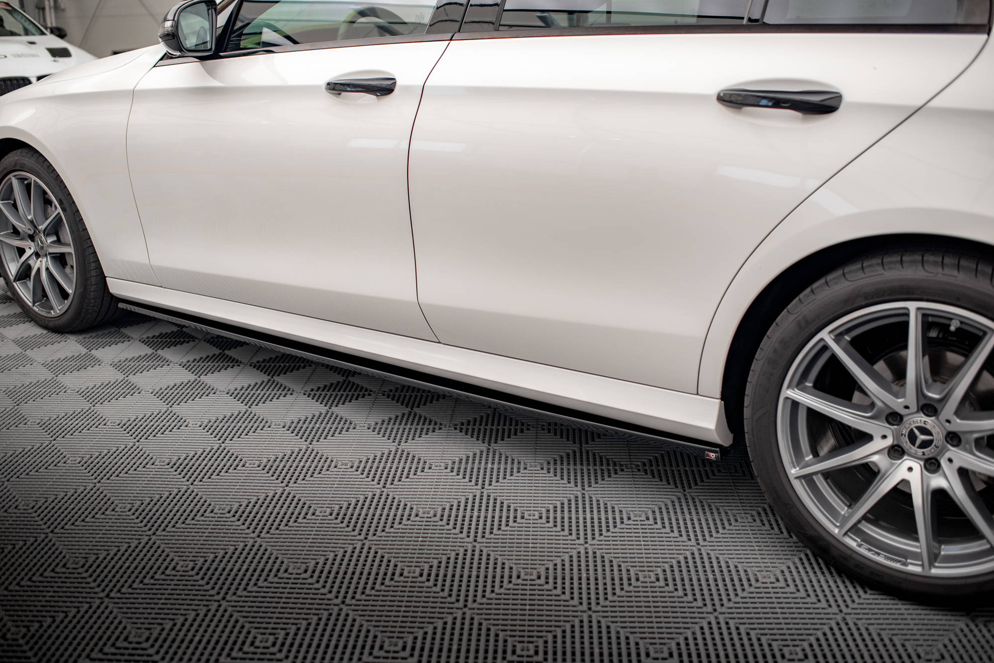 Bodykit passend voor Mercedes-Benz E AMG-Line Sedan W213 Facelift (2021–2023)