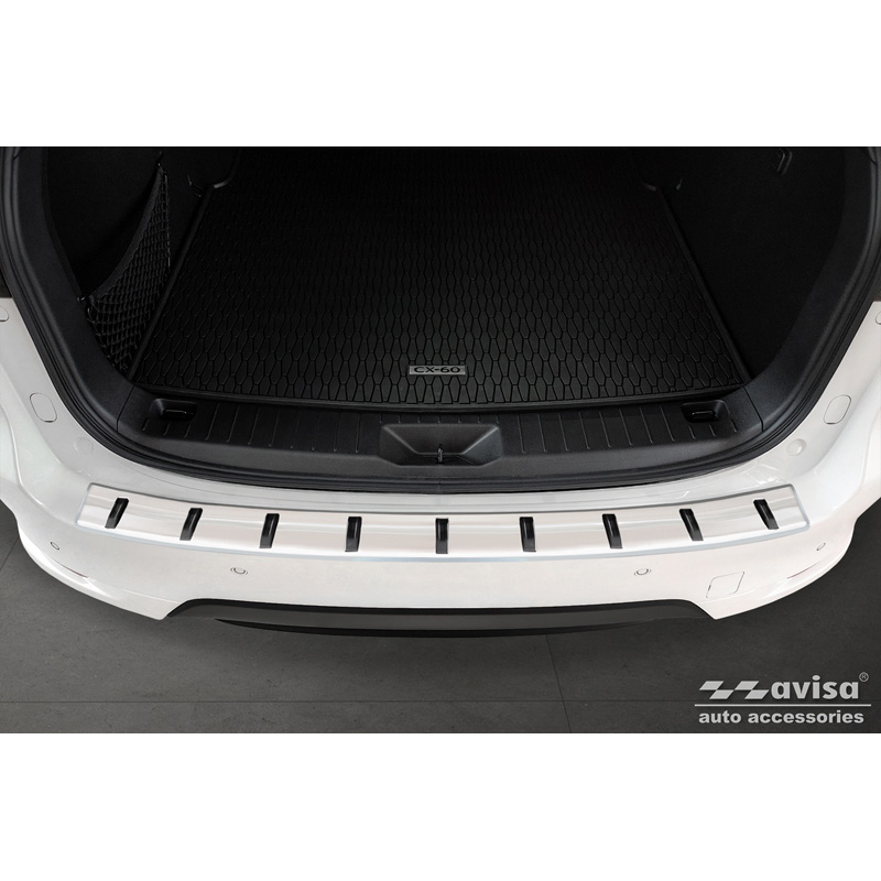 Protection de seuil arrière inox sur mesure pour Mazda CX-60 (KH) 2022- 'STRONG EDITION'