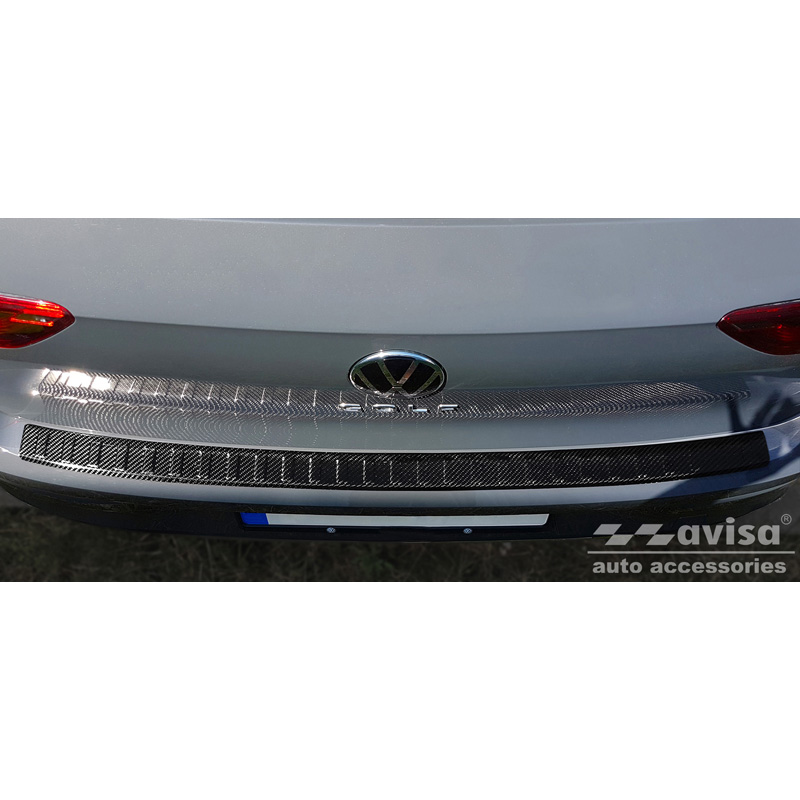 Protection de seuil arrière carboné 3D sur mesure pour Volkswagen Golf VIII HB 5-portes 2020-2024 & FL 2024- 'Ribs'