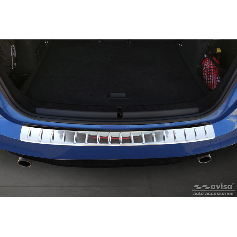Protection de seuil arrière inox sur mesure pour BMW 2 Active Tourer F45 2013-2021 avec Pacquet-M 'Ribs'