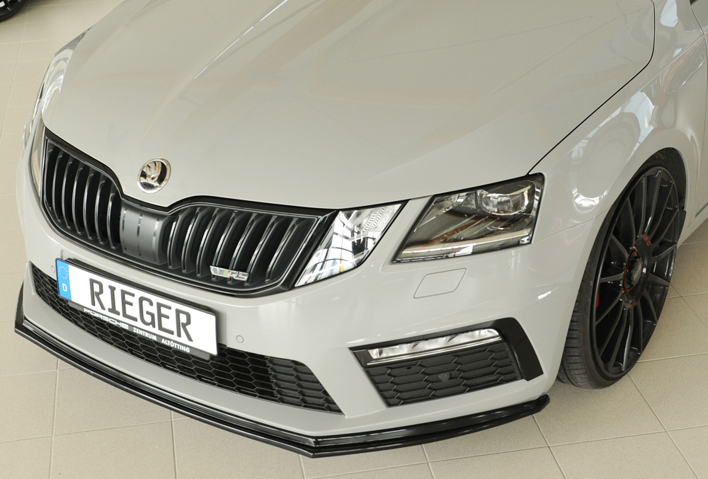 Spoilerzwaard Glossy Black Rieger Skoda Octavia RS 5E 2017-