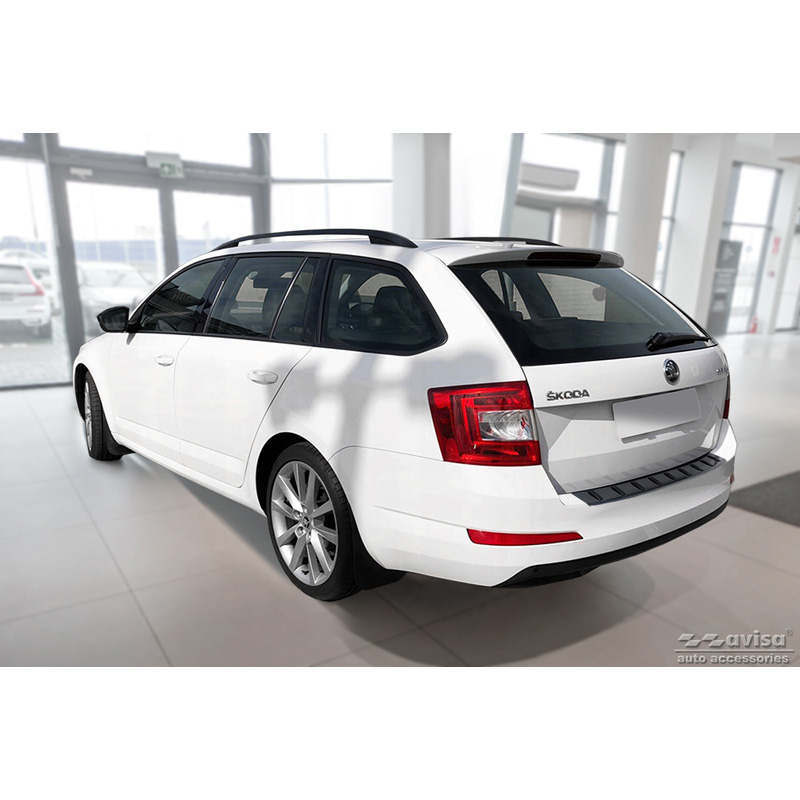 Protection de seuil arrière inox noir sur mesure pour Skoda Octavia III Combi 2013-2017 'STRONG EDITION'