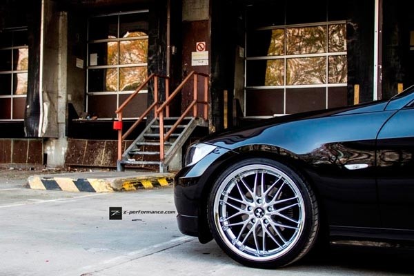 Z-Performance Two Hyper Silver Inox 8x19 5x120 ET38 Velgen