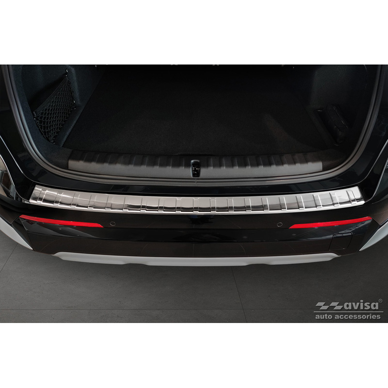 Protection de seuil arrière inox sur mesure pour BMW X1 U11 / X1 U11 xLine 2022- 'Ribs'
