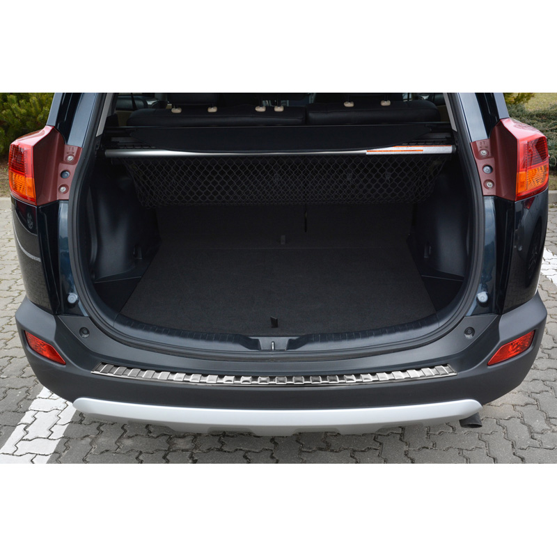 Protection de seuil arrière inox sur mesure pour Toyota RAV-4 2013-2015 'Ribs'