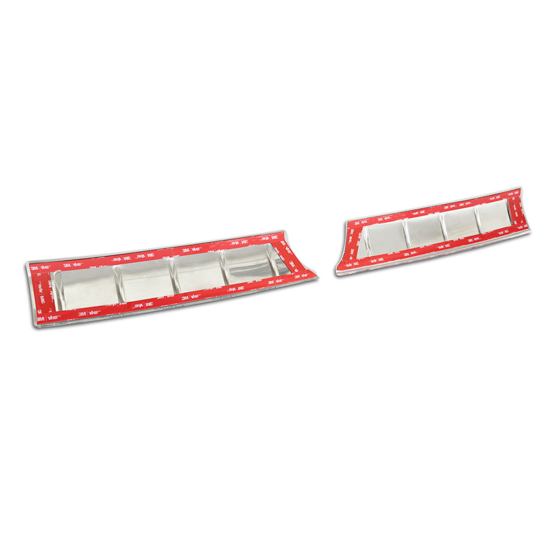 Protection de seuil arrière inox sur mesure pour Suzuki Swift VI 2024- 'Ribs'