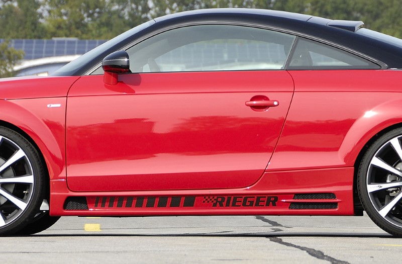 Zijskirts Audi TT 8J 96.06- met 2 schacht en 2 uitsnedes Rieger