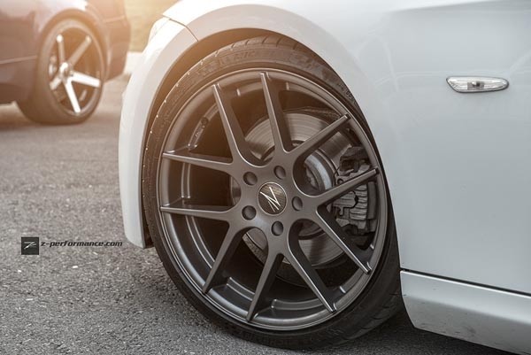 Z-Performance Seven Matte Gunmetal 8,5x19 5x120 ET35 Velgen