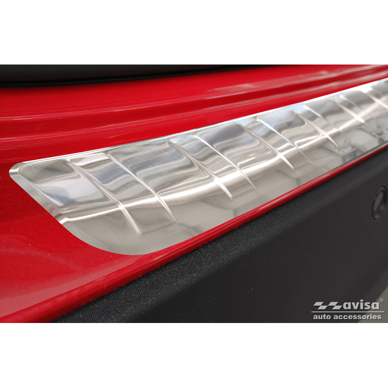 Protection de seuil arrière inox sur mesure pour Mercedes Classe-GLA II H247 2020- 'Ribs'