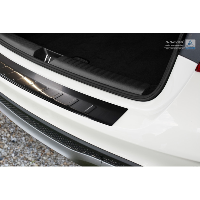 Protection de seuil arrière inox noir sur mesure pour Mercedes GLA 2013-2020 'Ribs'