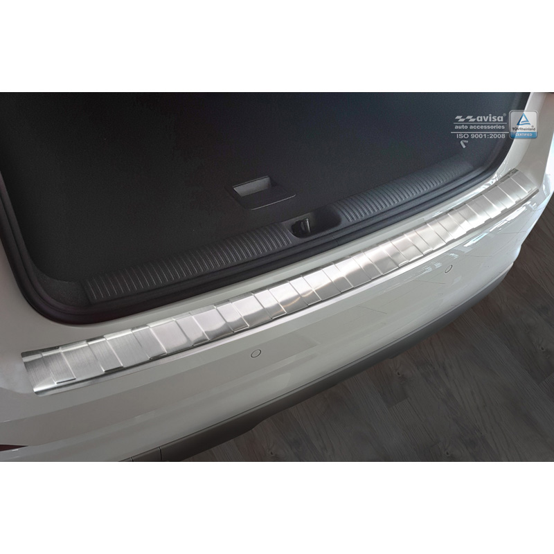 Protection de seuil arrière inox sur mesure pour Audi Q2 2016-2020 'Ribs'