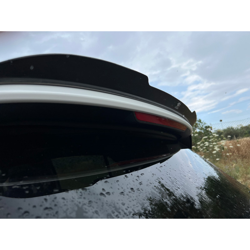 Becquet de toit (Spoiler Cap) sur mesure pour Volkswagen Golf VIII (CD1) GTI / R 2020- (ABS Noir brillant)