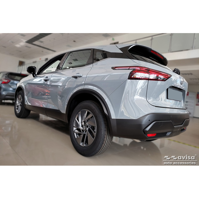 Protection de seuil arrière inox noir sur mesure pour Nissan Qashqai III 2021- 'Ribs'