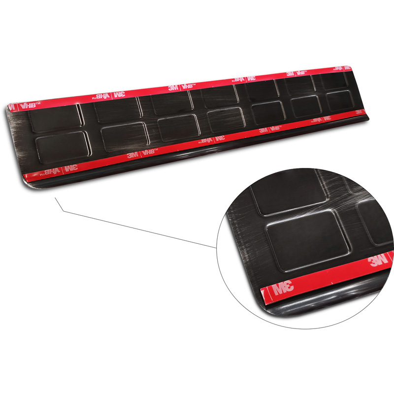 Seuils de portes inoxydable noir sur mesure pour Citroën Jumpy & Spacetourer / Peugeot Expert & Traveller / Toyota Proace 2016- / Opel Vivaro / Zafira Life 2019- / Fiat Scudo & Ulysse 2022- - 'Rectangles' - 2-pièces portes avant