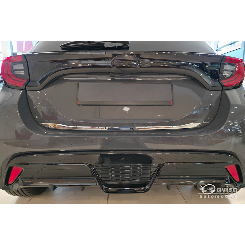 Avisa Revêtement d'habillage du hayon du coffre inox Chrome sur mesure pour Toyota Yaris (P21) 2020-2024 & Facelift 2024-