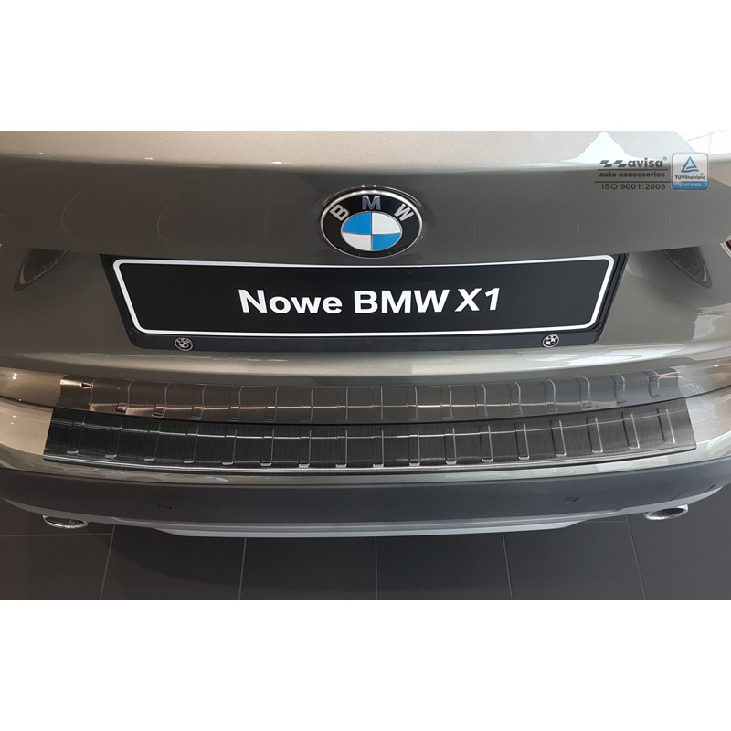 Protection de seuil arrière inox noir sur mesure pour BMW X1 E84 2012-2015 'Ribs' excl. M-paquet