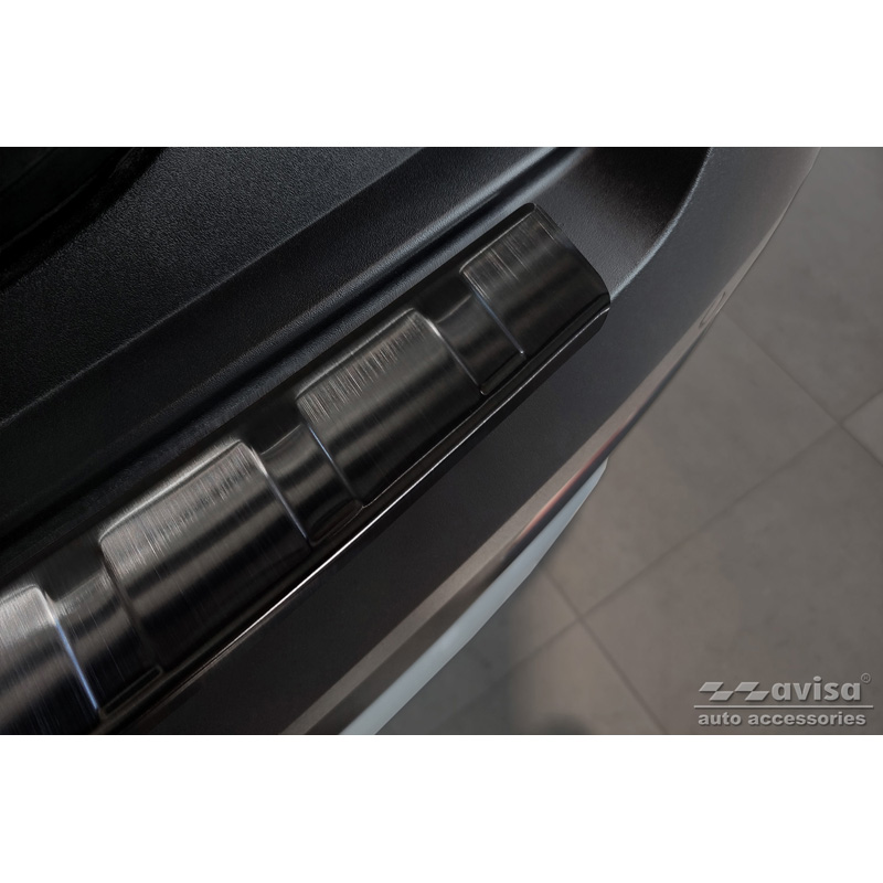 Protection de seuil arrière inox Noir sur mesure pour Hyundai Bayon 2021- 'Ribs'