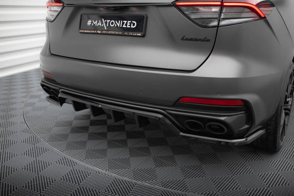 Diffuser Maserati Levante Trofeo Maxton Glans Zwart