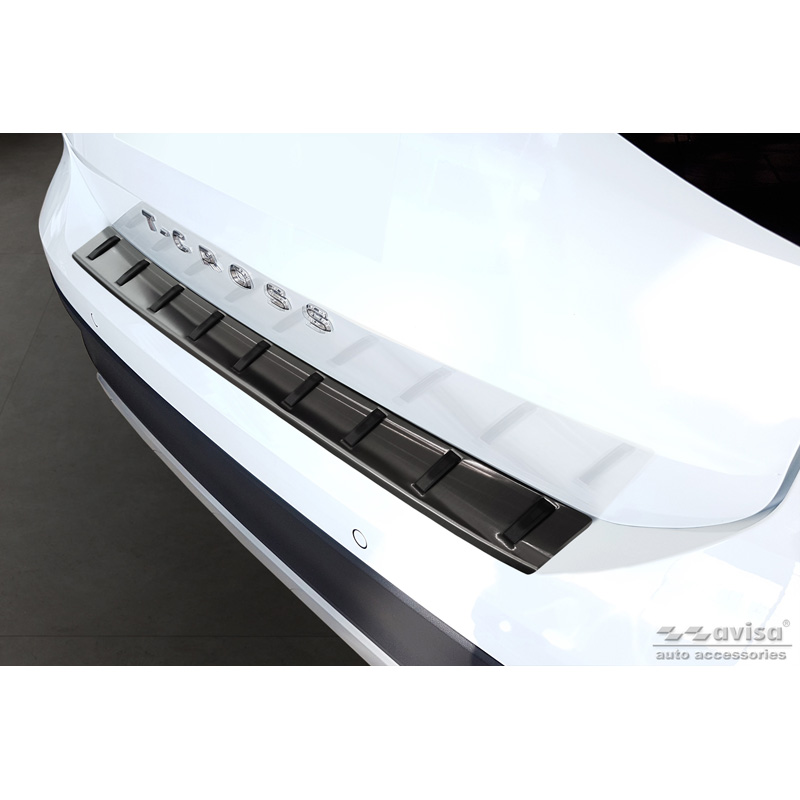 Protection de seuil arrière inox noir sur mesure pour Volkswagen T-Cross 2019-2024 & FL 2024- 'STRONG EDITION'