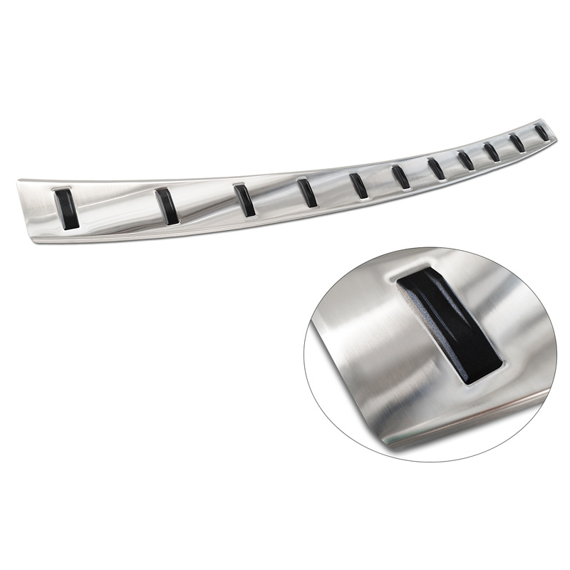 Protection de seuil arrière inox sur mesure pour Volkswagen Transporter T5 2003-2015 incl. Multivan/Caravelle 'STRONG EDITION'