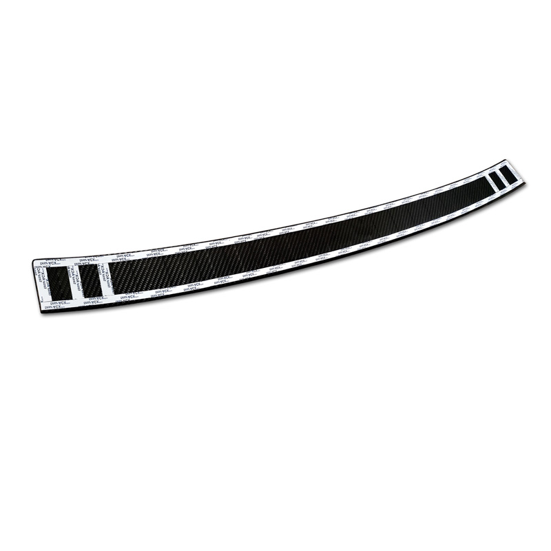 Protection de seuil arrière carboné 3D sur mesure pour Nissan X-Trail IV (T33) 2021- 'Ribs'