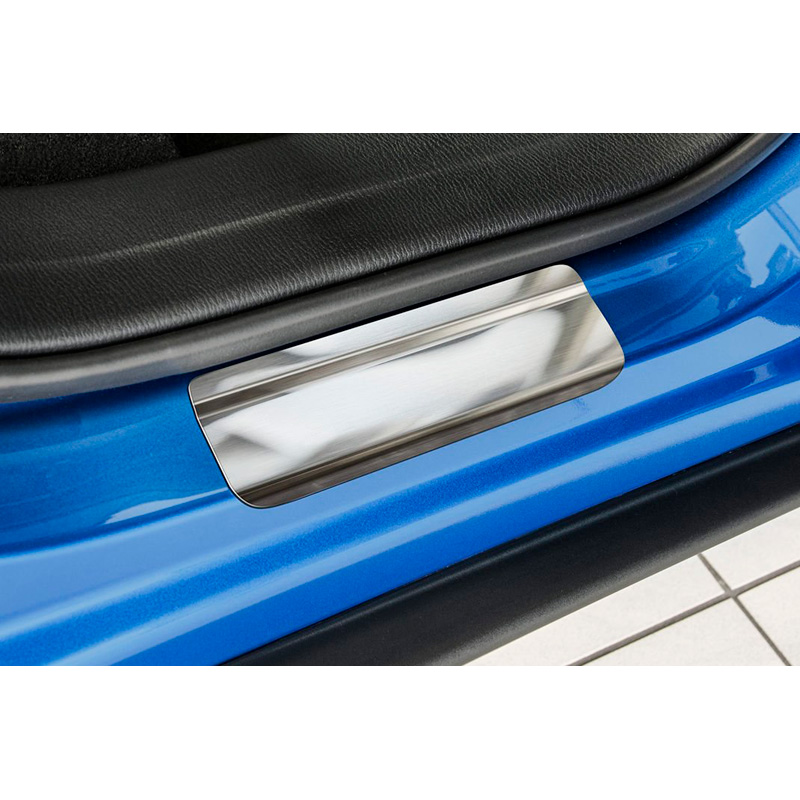 Seuils de portes inoxydable sur mesure pour Mazda CX-3 2015-2018 & FL 2018-2022 - 'Exclusive' - 4-pièces