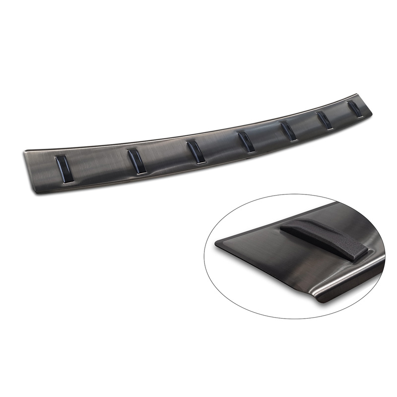 Protection de seuil arrière inox noir sur mesure pour Audi A6 (C8) Avant incl. S-Line 2023- 'STRONG EDITION'