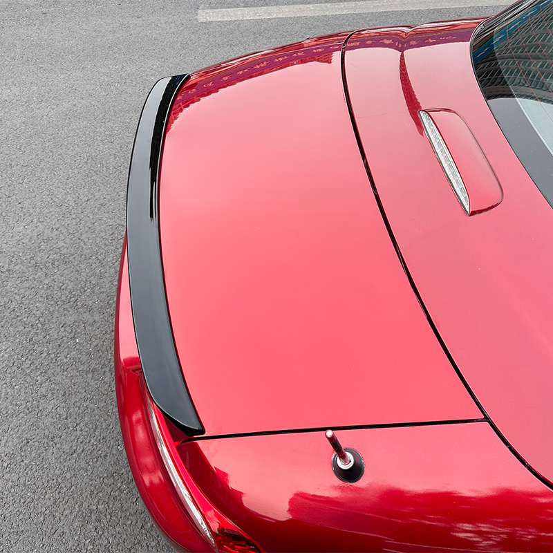 Spoiler arrière sur mesure pour Mazda MX-5 (NC) 2005-2015 (ABS Noir Luisant)