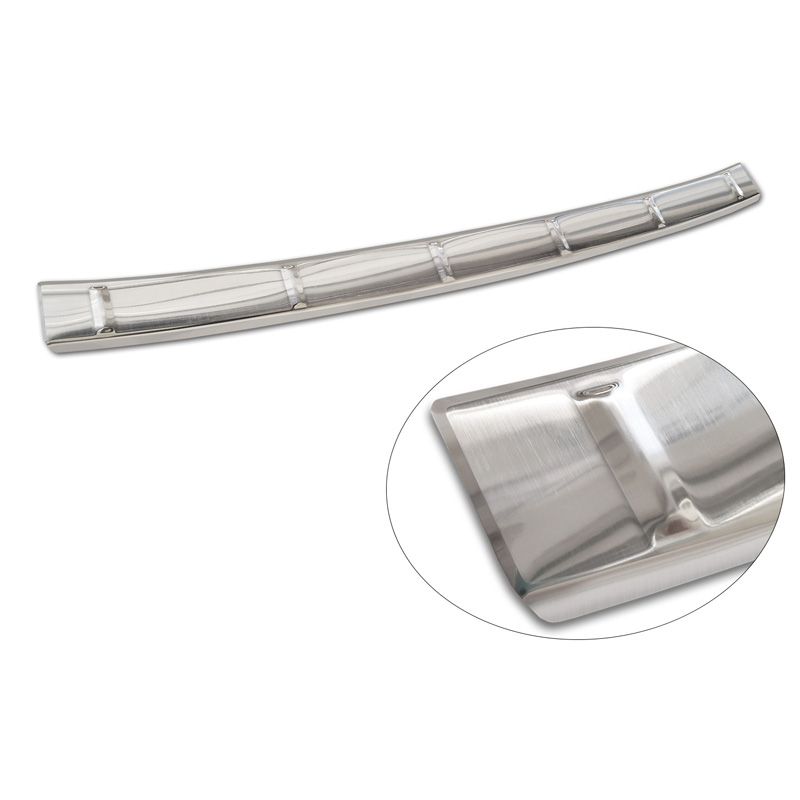 Protection de seuil arrière inox sur mesure pour Honda Civic XI HB 2022- 'Ribs'
