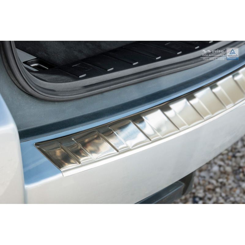 Protection de seuil arrière inox sur mesure pour BMW X3 (E83) Facelift 2006-2010 'Ribs'