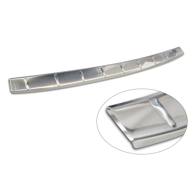 Protection de seuil arrière inox sur mesure pour Skoda Kamiq Facelift 2024- 'Ribs'