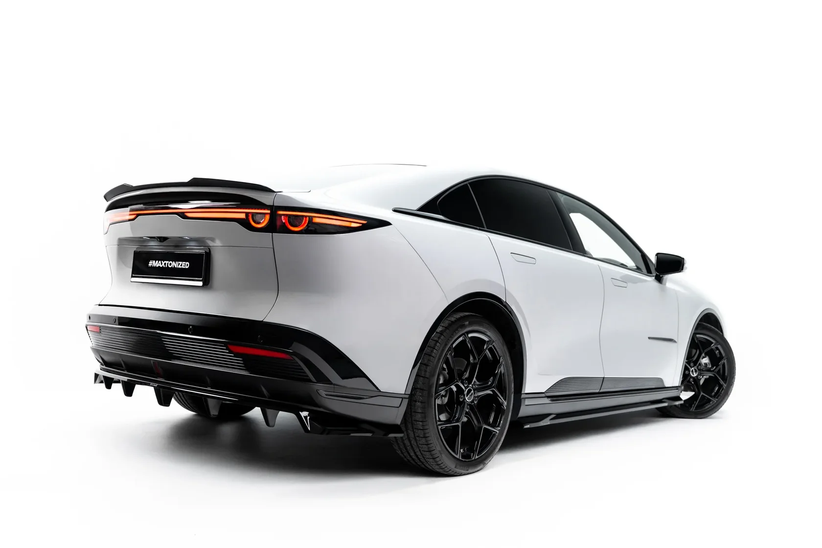 Bodykit passend voor Mazda 6e Mk1 Glans Zwart – Maxton Design