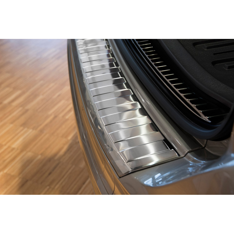 Protection de seuil arrière inox sur mesure pour Volvo XC60 2013-2016 'Ribs'