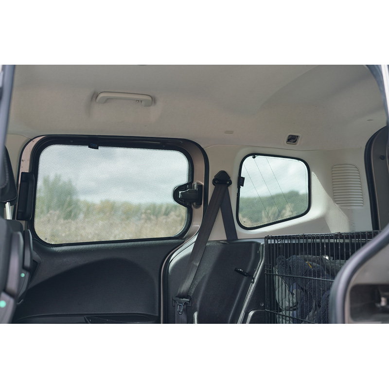 Set de Car Shades sur mesure pour Ford Tourneo Courier 2014-2023 (avec vitres entrebaillantes) (6-pièces)