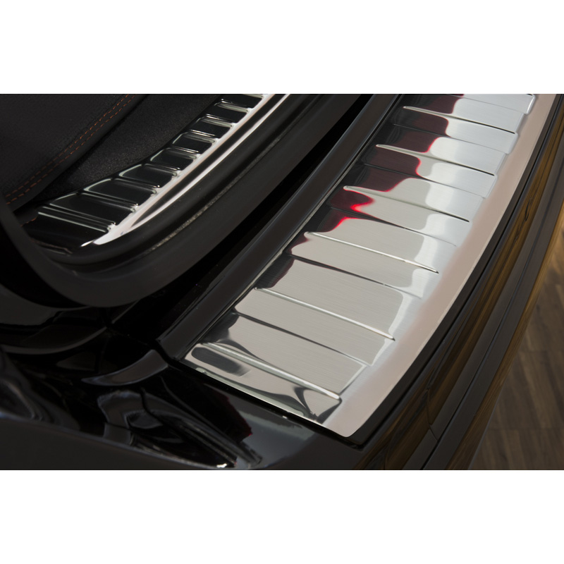 Protection de seuil arrière inox sur mesure pour Volvo XC60 2013-2016 'Ribs'