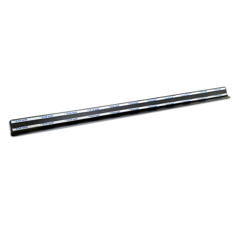 Seuils de portes aluminium 'Riffled Plate' sur mesure pour Volkswagen Multivan T7 2021- - 4-pièces - Noir