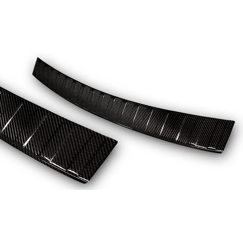 Protection de seuil arrière carboné 3D sur mesure pour Opel Astra K Sportstourer 2016-2022 'Ribs'