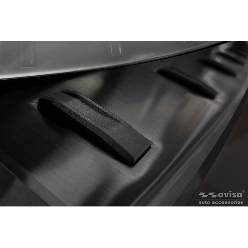 Protection de seuil arrière inox noir sur mesure pour Citroën Space Tourer & Jumpy 2016- / Peugeot Traveller & Expert 2016- / Toyota Proace Verso 2016- / Opel Vivaro & Zafira Life 2019- 'STRONG EDITION'