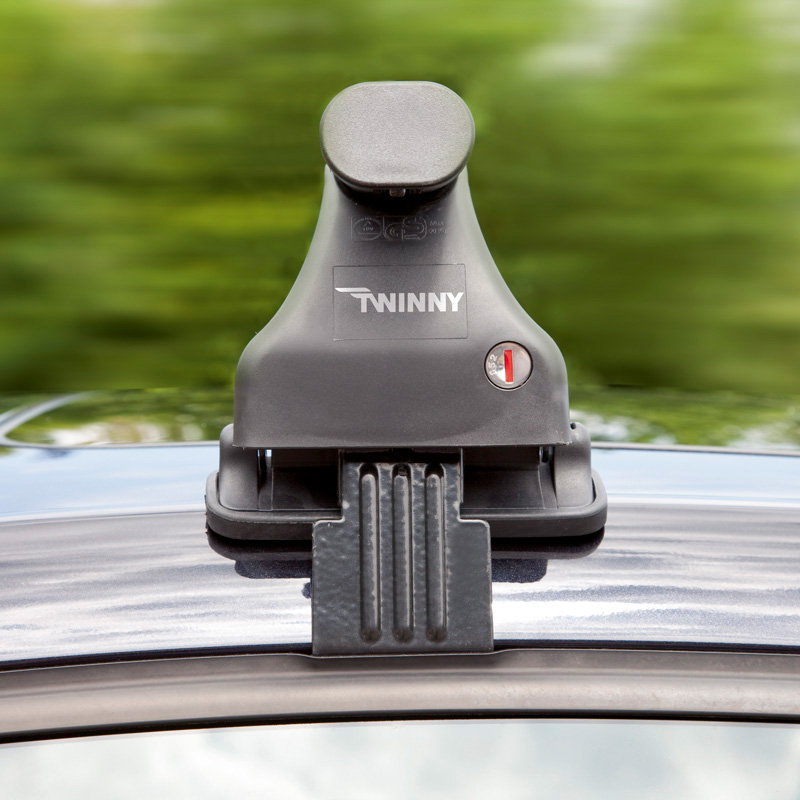 Jeu de barres de toit Twinny Load Acier S61 sur mesure pour Citroën DS4 II 2021- / Fiat 600 2023- / Jeep Avenger 2023- / Opel Astra L 2021- / Peugeot 308 III 2021- / Peugeot 408 II 2022- (pour voitures sans barres longitudinales d'origine)