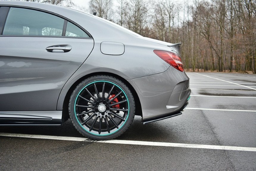 Achter zijskirts Mercedes CLA C117 AMG-Line Maxton Design glans zwart
