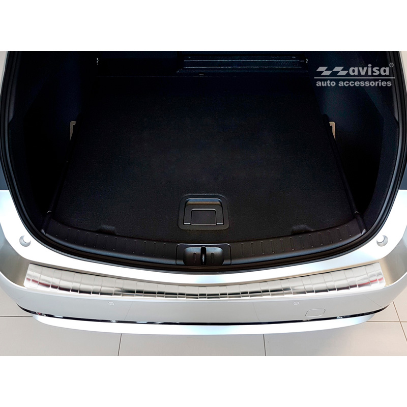 Protection de seuil arrière inox sur mesure pour Toyota Corolla XII Combi 2019- (incl. GR Sport) & Suzuki Swace Combi 2020- 'Ribs'