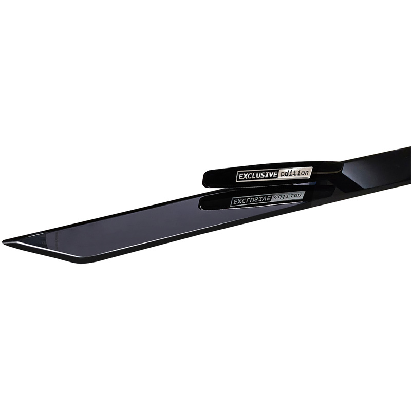 Avisa Moulure de hayon en Inox Noir Chrome sur mesure pour Volvo XC60 II 2017-2021 & Facelift 2021-