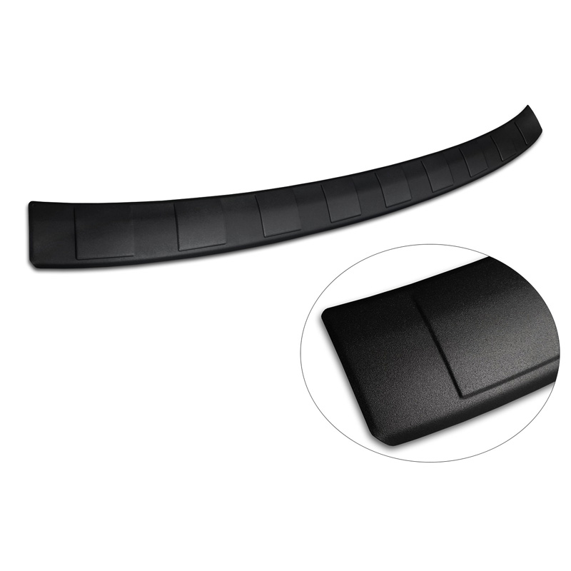 Protection de seuil arrière inox noir mat sur mesure pour Ford Kuga III ST-Line/Vignale/Hybrid ST-Line 2019-2024 & FL 2024- 'Ribs'