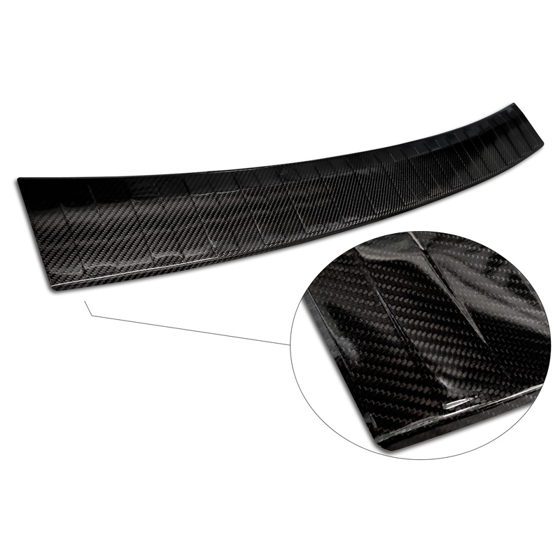 Protection de seuil arrière carboné 3D sur mesure pour Volvo V70 III Facelift 2013-2016 'Ribs'