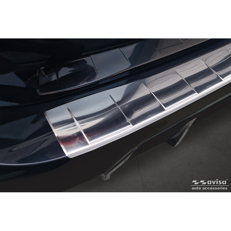 Protection de seuil arrière inox sur mesure pour BMW Série 3 Touring (G21) Facelift 2022- avec Pacquet-M 'Ribs'