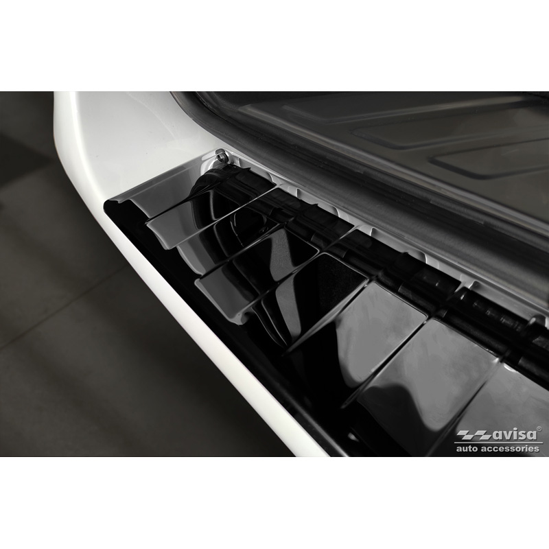 Protection de seuil arrière inox Noir-Chromé sur mesure pour Mercedes Vito / Classe-V 2014-2019 & Facelift 2019- 'Ribs' 'XL'