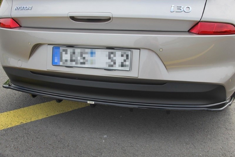 Centrale Achterspoiler Hyundai i30 MK3 Hatchback (Met verticale Bars) Glanzend Zwart
