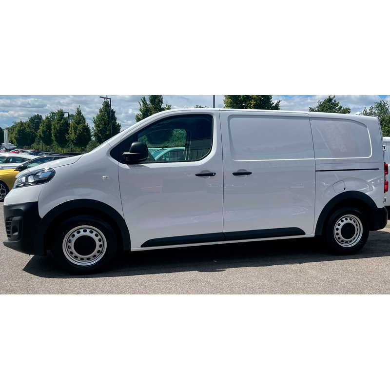 RGM Set extensions de garde-boue sur mesure pour Citroen Jumpy excl. XS & Peugeot Expert 2016- excl. Compact  & Opel Vivaro SWB 2019- - Noir