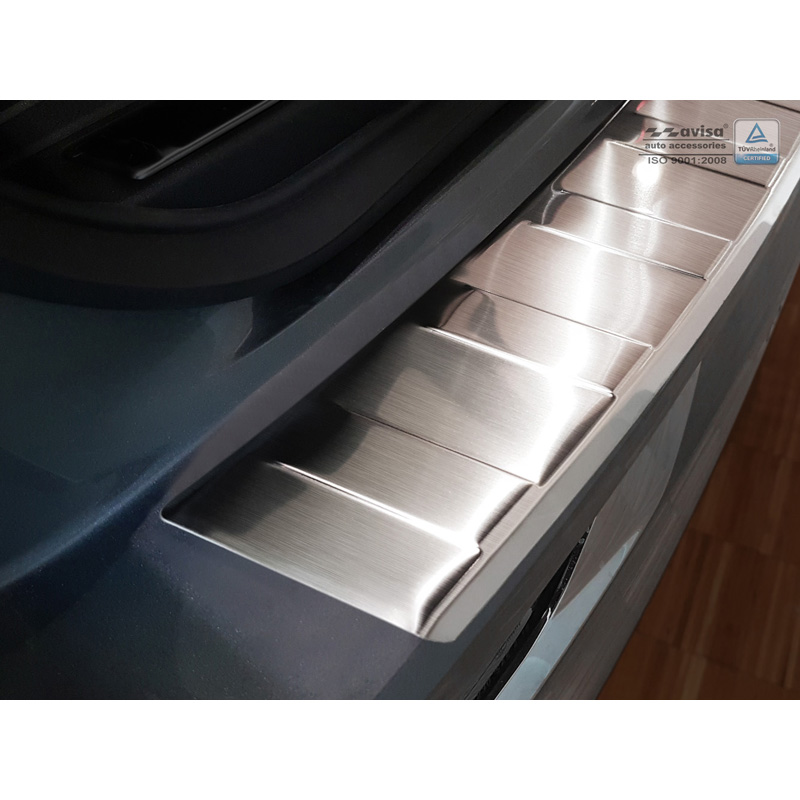 Protection de seuil arrière inox sur mesure pour Volvo XC60 II 2017-2021 & FL 2021- incl. R-Design 'Ribs'