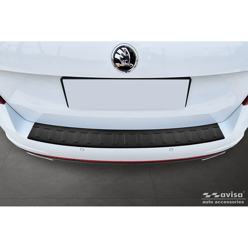 Protection de seuil arrière inox noir mat sur mesure pour Skoda Octavia Combi RS (5E5) 2013-2017 & FL 2017-2020 'Ribs'